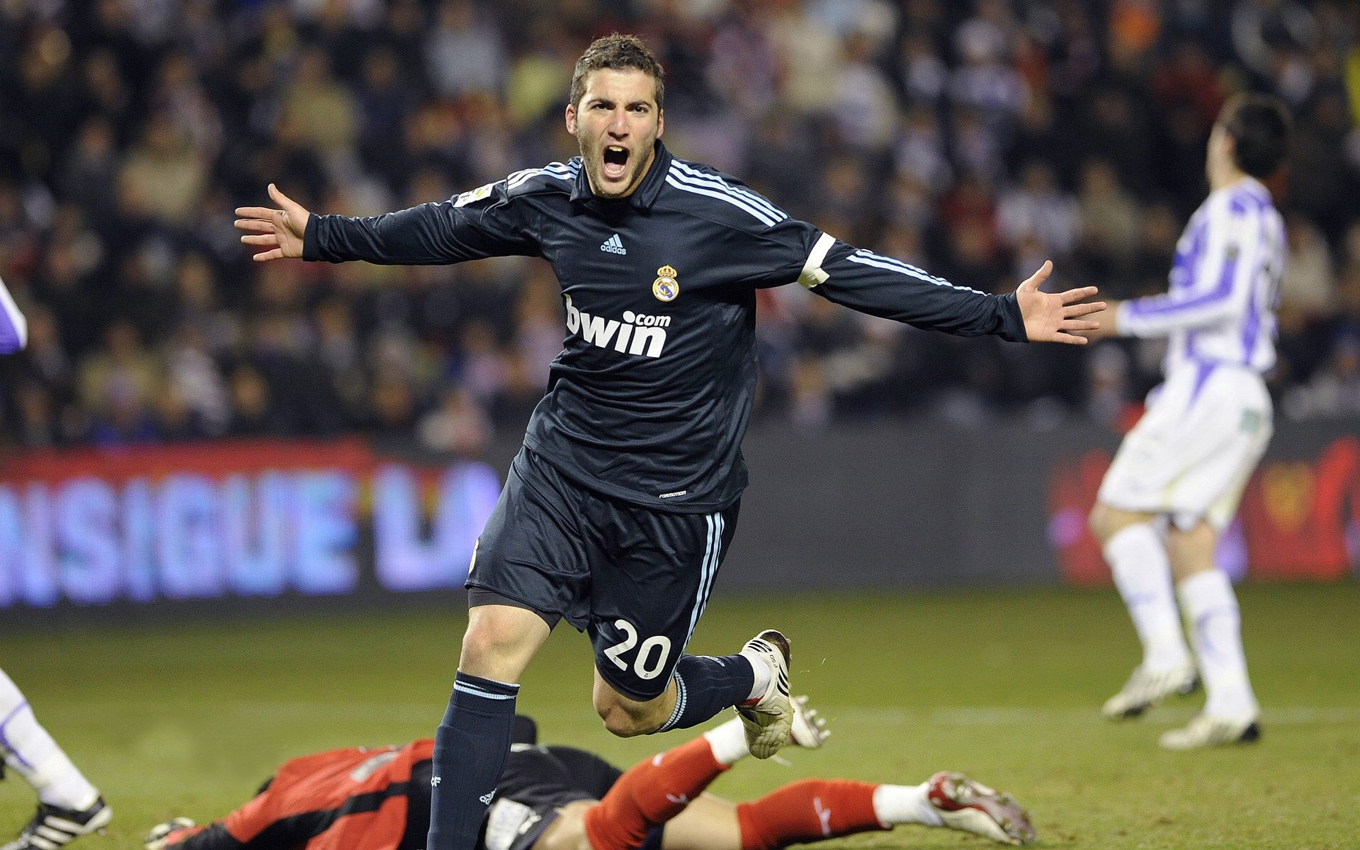 爱游戏体育-体育新闻中心构建体育赛事全流程内容管理平台，体育赛事报道怎样写